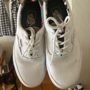 Vans white lace shoes